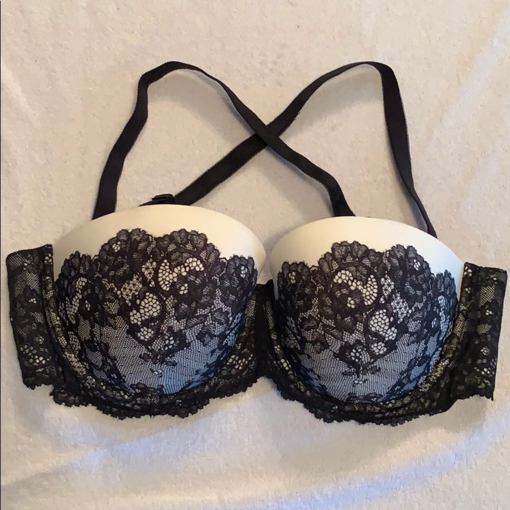 Victoria’s Secret Multi-way Bra (34DDD)